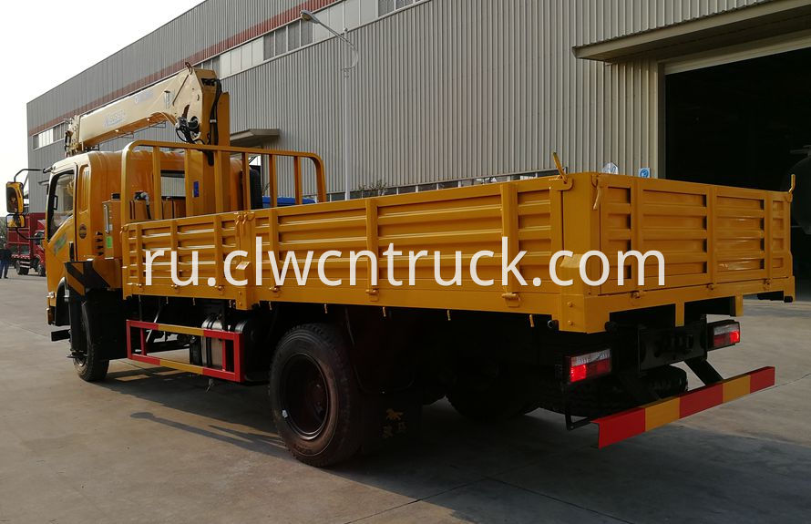 truck mounted crane 4